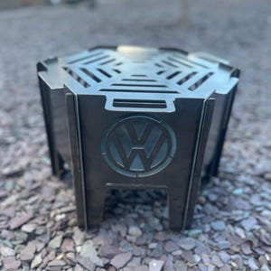 Hopfällbar eldstad i sexkantig form, kan anpassas personligt