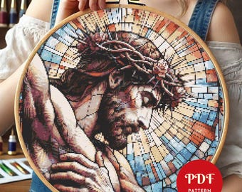 Wzór haftu krzyżykowego z witrażem Jezus, chrześcijański wzór haftu, schemat haftu krzyżykowego, łatwy wzór w formacie PDF, pobieranie cyfrowe, majsterkowanie