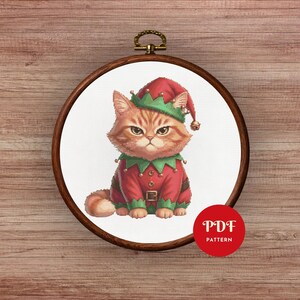 Patrón de punto de cruz de gato navideño en PDF, diseño de elfo navideño (compatible con Pattern Keeper, descarga instantánea)
