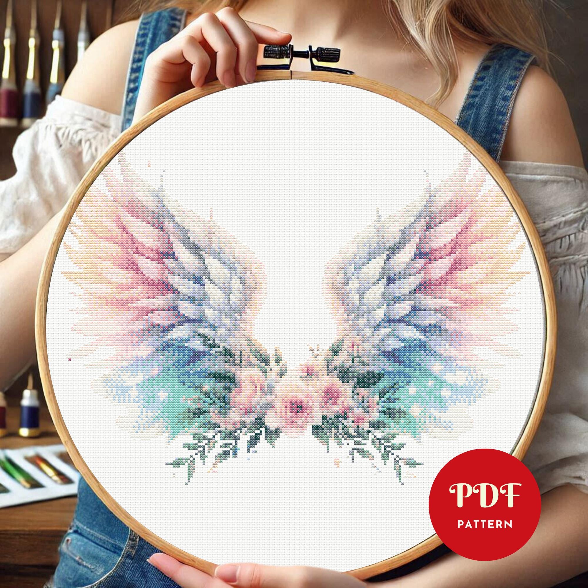 天使の羽のクロスステッチ図案、花の刺繍デザイン、天国のニードル