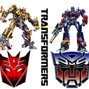 Könnte beinhalten: Zwei Transformers-Roboter, Optimus Prime und Bumblebee, stehen nebeneinander mit ihren jeweiligen Fraktionssymbolen, den Autobot- und Decepticon-Logos, darunter. Optimus Prime ist blau und rot, während Bumblebee gelb ist. Der Text "TRANSFORMERS" ist vertikal in Schwarz zwischen den beiden Robotern gedruckt.