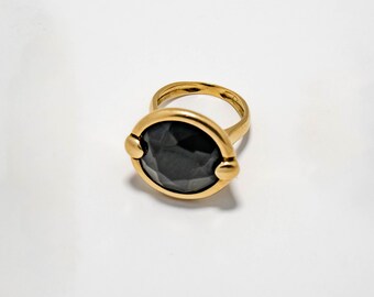 18K Gold Ring with Black Onyx
