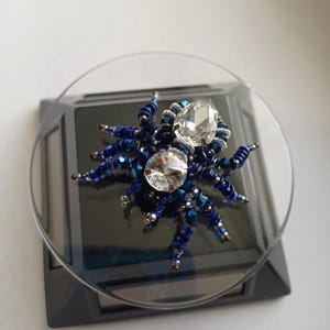 Spider brooch Halloween jewelry Embroidered brooch Halloween gift Spider jewelry pin Halloween brooch Beaded insect brooch
