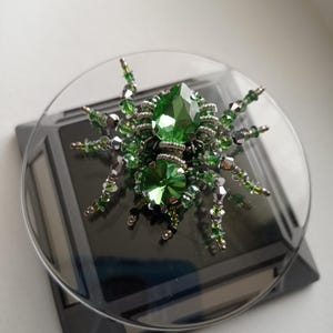 Spider brooch Halloween jewelry Embroidered brooch Halloween gift Spider jewelry pin Halloween brooch Beaded insect brooch