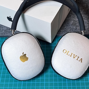 Silver Leather Airpod Max Case, Gold Silver Foil Engraved Personalized Monogram Airpod Max Case, Unique Gift Leather Case