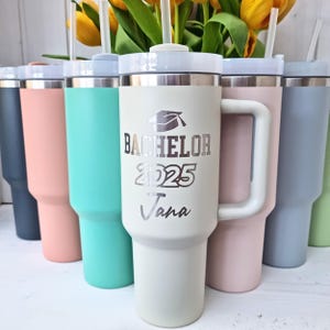 Geschenk zum Bachelor Abschluss 2025 Tumbler Mädchen Personalisiertes Geschenk Thermobecher Bachelor Party Kaffeebecher Frau Edelstahlbecher