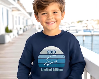 7. Geburtstag Junge Pullover Jahrgang 2019, personalisiertes Kindersweatshirt mit Name, besonderes Geburtstagsgeschenk Sohn, Pulli Enkel