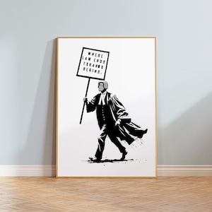 K&ouml;nnte beinhalten: Schwarz-wei&szlig;-Illustration eines Richters, der eine Richterper&uuml;cke und eine Robe tr&auml;gt, geht und ein Schild h&auml;lt, auf dem "WHERE LAW ENDS TYRANNY BEGINS." steht.