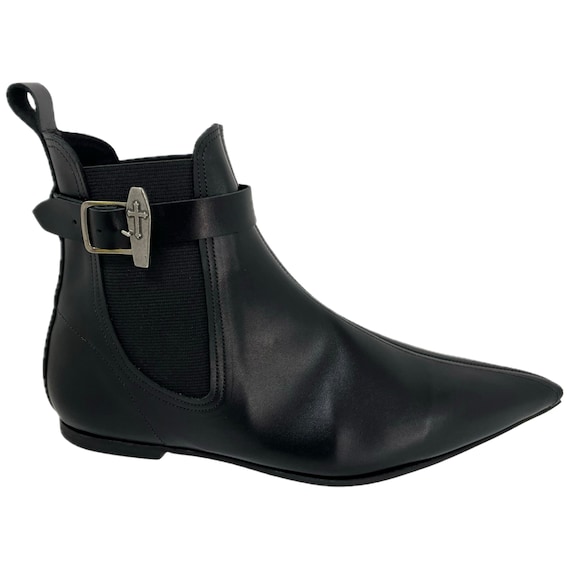 Monica - Coffin Chelsea Pike Boot - Etsy