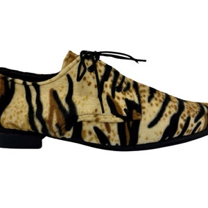 Harry - Lace up Winklepicker Shoe in Tiger Animal Print