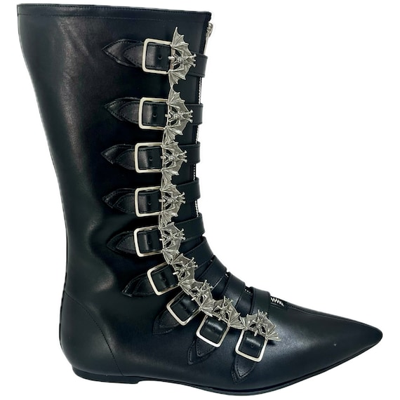 Nicolas - 9 Bat Buckle Pike Boot - Etsy