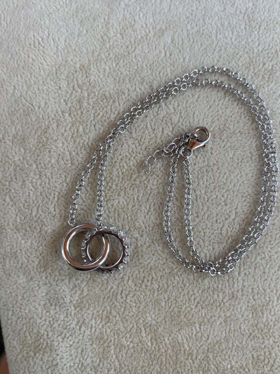 Vintage Interlocking Diamond Circle Necklace - image 7