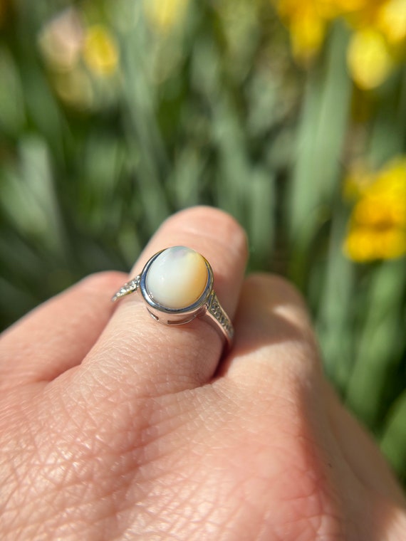 Vintage Cabochon Mother of Pearl and Diamond Ring. - image 5