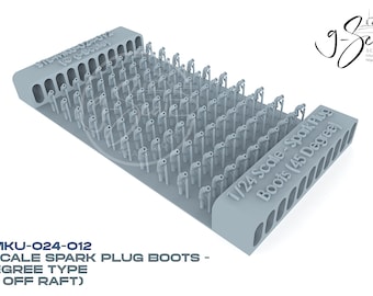 Op de afbeelding: Een lichtgrijs 1/24 schaalmodel van bougiekabels, 45 graden type. Het product is gelabeld "STL-MKU-024-012" en bevat 100 stuks. De afbeelding toont ook het "g-scale" logo.