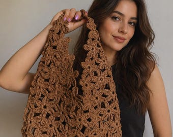 Handmade Raffia Crochet Flower Tote Bag, Boho Summer Shoulder Bag, Floral Market Bag, Beige Raffia Beach Bag, Gift for Her