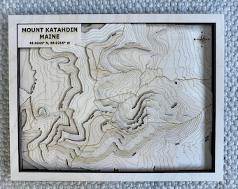 Mapa topográfico 3D de madera del Monte Katahdin, Maine - AT