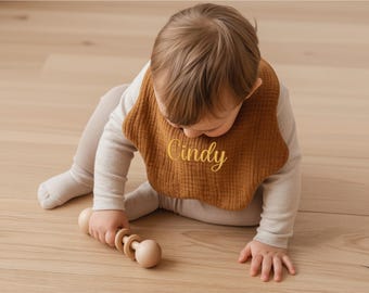 Custom baby bibs,personalized burp cloths,customized newborn gift,embroidered baby gift,baby shower gift,monogram baby gift,toddler gifts