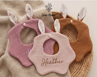 Custom baby bibs,personalized burp cloths,customized newborn gift,embroidered baby gift,baby shower gift,monogram baby gift,toddler gifts