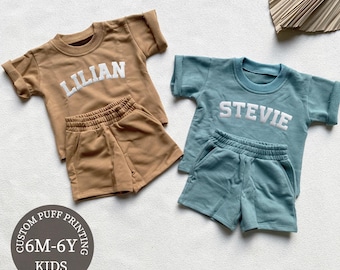 カスタムパフネーム入りベビー半袖Tシャツ＆ショートパンツ/スカートセット、パーソナライズバブルロンパース、ベビーシャワーギフト、ミニマリストバースデー、クリスマスギフト
