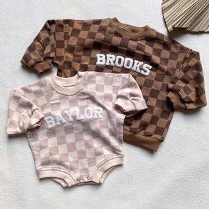 Matching Custom Puff Name Checkered Sweatshirt Bodysuit, Personalized Bubble Romper, Baby Shower Gift, Baby Birthday, Baby Christmas Gift image 2