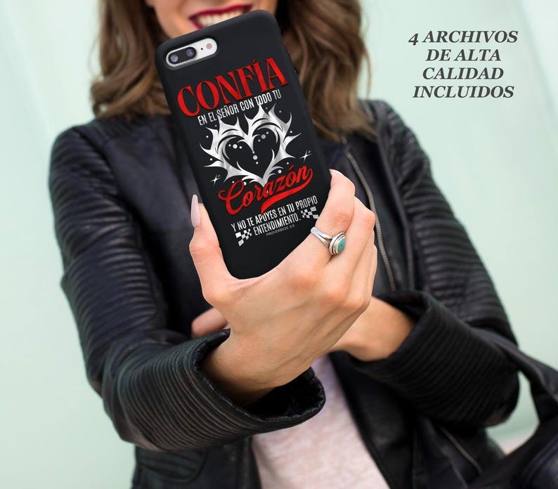 May include: Black phone case with the Spanish text "CONFIA" and "Corazon" in red and white. The case features a heart design and additional text. The image also includes the text "4 ARCHIVOS DE ALTA CALIDAD INCLUIDOS".