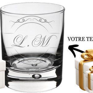 Personalized whiskey glass cercle