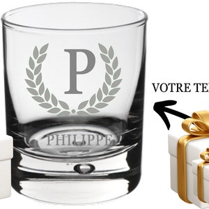 Personalized whiskey glass couronne