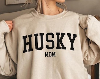 Husky Mom Sweatshirt, Husky Mom Crewneck, Husky Sweatshirt, Husky Lover, Husky Gift, Dog Mom Gift, Siberian Husky Sweatshirt, Husky Gift