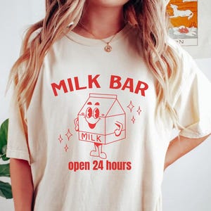 Milk Bar Vintage Shirt, Funny Breastfeeding Tee with Milk Carton Design, Cute & Comfy Mom Shirt, Perfect for New Moms, Pregnancy Gifts