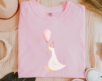 Silly Goose Birthday Shirt, Comfort Colors Tee, Cute Birthday Shirt, Silly Goose Shirt, Birthday Gift for Her, Aesthetic Birthday Goose