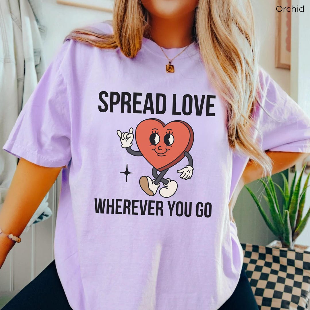 は*様 sol soonerorlater Spread Heart Tee Spread Love Shirt, Retro Heart Shirt, Retro Cartoon Shirt, Groovy