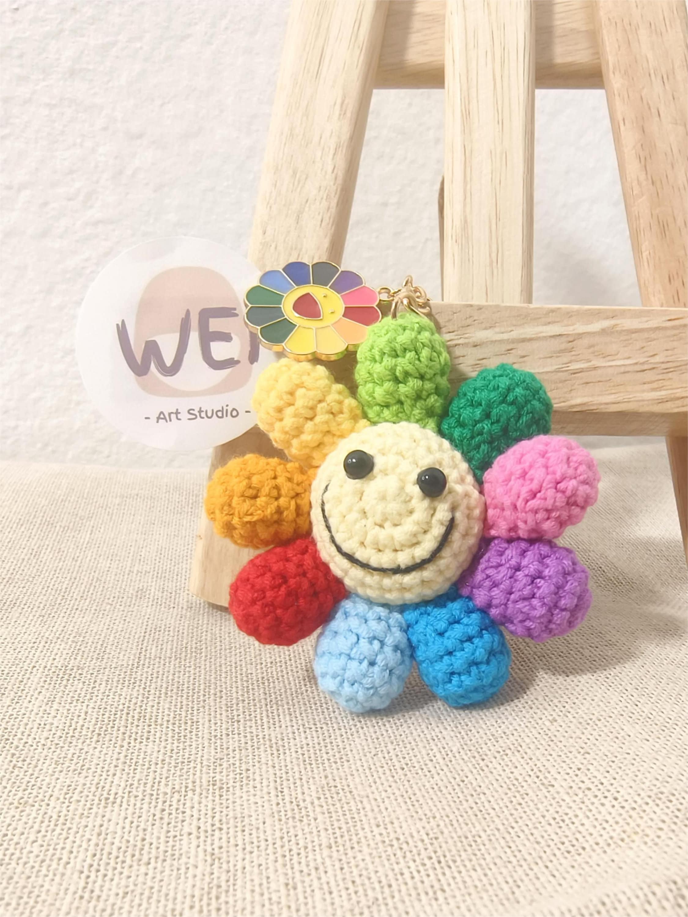 Crochet SUNFLOWER Keychain, Smile Sunflower, SMILEY Rabbit