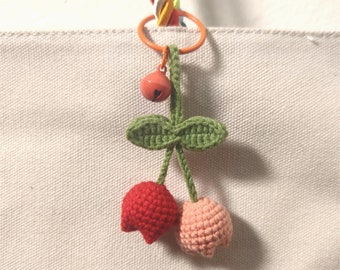 Crochet TULIP keychain, handmade tulips pendant, knitted bag accessories, gift for her, multiple colors crochet tulips keyring, Cute gift