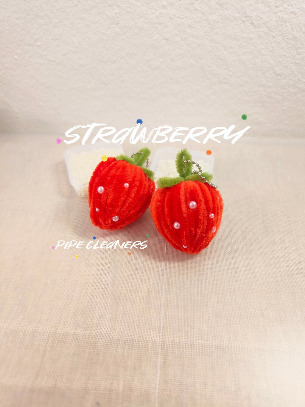 Lasuroa 90 Pezzi Mini Fragole In Resina – Ciondoli Piatti Per Fai Da Te, Gioielli, Cover Cellulare E Scrapbooking