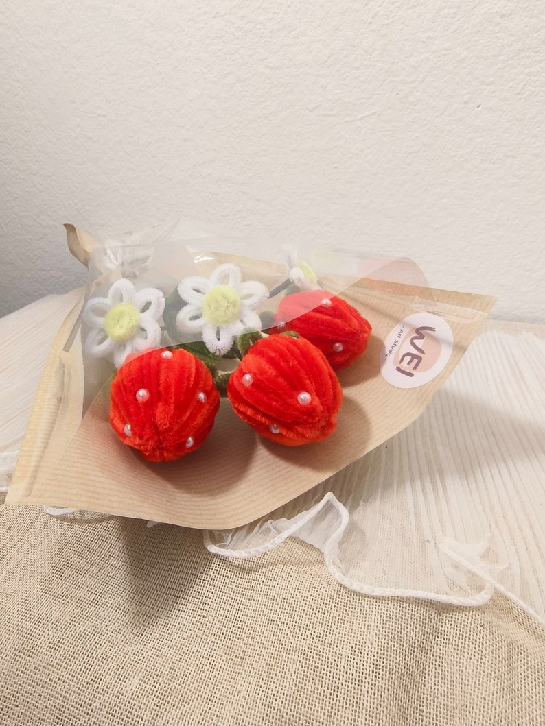 Pipe Cleaner Flower, STRAWBERRY BOUQUET, Forever Chenille Flowers