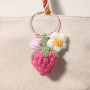 Crochet STRAWBERRY Keychain with Bell, Handmade Strawberry and Flower Keychain, Amigurumi Strawberry Flower Keyring, Gift for Her, Bag Charm