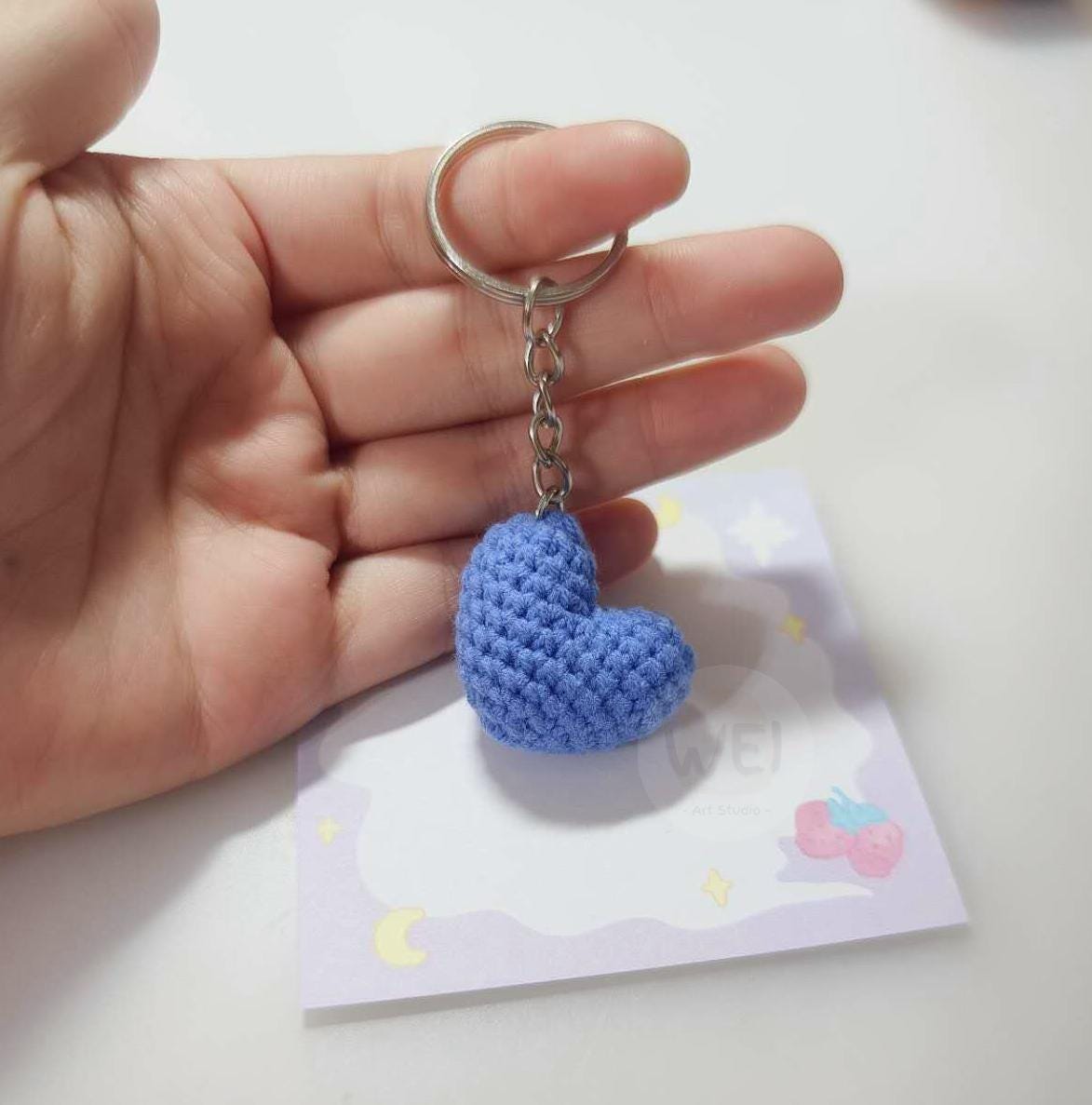 かぎ針編みのハートキーホルダー、ぬいぐるみのハートキーホルダー