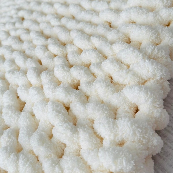 Chunky knit blanket