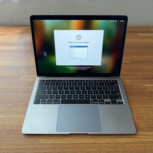 13” Apple MacBook Air Laptop Ready to use