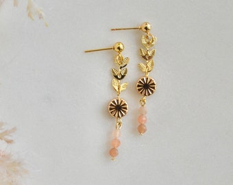 Sunstone natural stone faceted crystals dangle earrings, unique earrings, sunstone and gold earrings