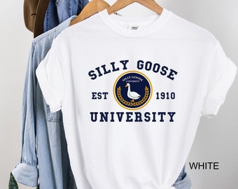 Koszulka Comfort Colors® Silly Goose University, Zabawna koszulka Silly Goose University, Zabawna koszulka Silly Goose, Sarkastyczny strój dla kobiet i mężczyzn