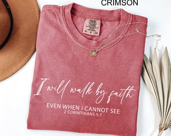 Camiseta "Caminaré por la fe" Comfort Colors®, camisa de fe, atuendo con versículo bíblico, ropa cristiana para mujer, camiseta religiosa familiar, regalo cristiano