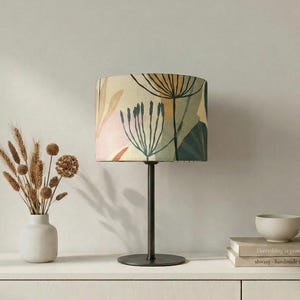 Abat-jour « Plantes abstraites » avec un motif de feuilles abstraites modernes dans des tons pastel chauds