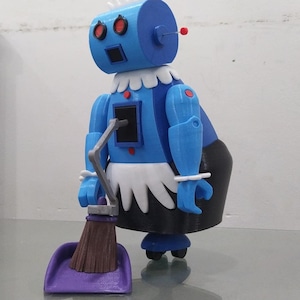The Jetsons&#39; Rosie Robot 7&#39; + Accessories, Scale Model