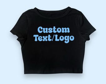 Top cropped personalizado com texto (top cropped para rave, top cropped personalizado para rave, roupa para rave, camiseta infantil personalizada para rave, top cropped com logo personalizado, acessórios para rave)