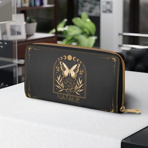 Cartera personalizada con estética de bruja Dark Cottagecore para mujer, cartera de mano Whimsigoth Moth con cremallera, cartera gótica personalizada, regalos de brujas