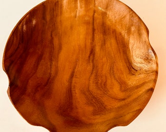 Vintage 1970’s Monkeypod wood platter- 13” diameter