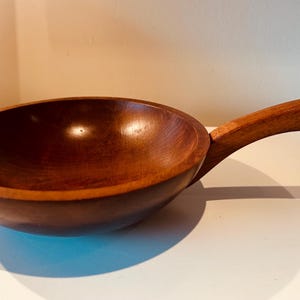 Vintage, midcentury, 1960’s-1970’s, stamped, Baribocraft, Made in Canada, wood serving bowl with atomic handle.