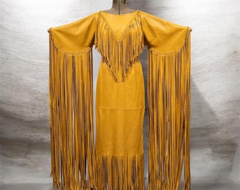 Vestido amarillo de cuero con flecos, atuendo ceremonial de inspiración nativa americana, vestido de rodeo occidental de gamuza con flecos hecho a mano.