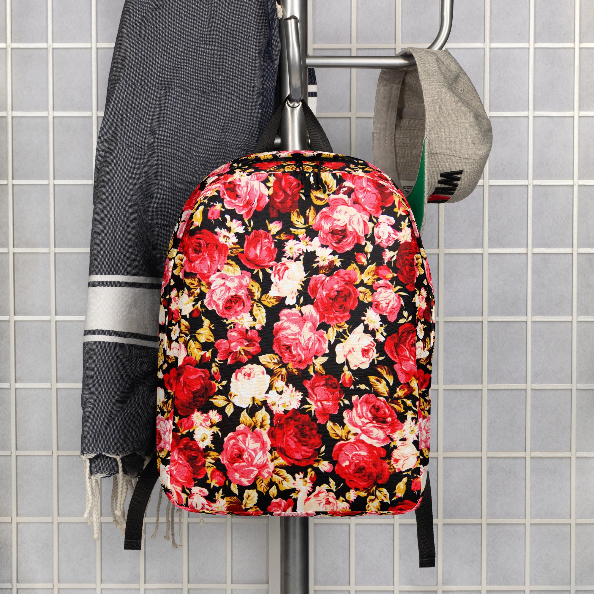 Red Floral Elegance: Fashionable Backpack With Eye-catching  display picture 3